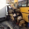 В результате столкновения водитель и пассажир Toyota, а также водитель автобуса получили ушибы — newsvl.ru