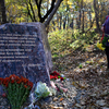 Татьяна пришла почтить память всех, кто похоронен на этом кладбище — newsvl.ru