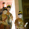 Статуи Будды словно следят за посетителями — newsvl.ru