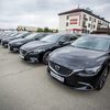 Некоторые из этих Mazda 6 участвовали в торгах. До этого они возили участников Восточного экономического форума — newsvl.ru