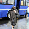 Горожане укрывались от дождя в маршрутных автобусах — newsvl.ru