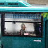 Горожане укрывались от дождя в маршрутных автобусах — newsvl.ru