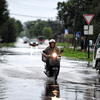 Затоплены центральные улицы Покровки — newsvl.ru