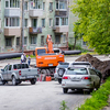 Рабочие выставили бетонные ограждения возле домов №11 и №21 — newsvl.ru