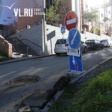 Участок улицы Прапорщика Комарова перекрыт до 1 ноября из-за ремонта ливневой канализации 