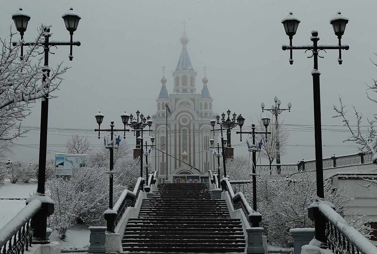 Погода в хабаровске на дне. Хабаровск климат. Хабаровск климат фото. Хабаровск погода зимой. Хабаровск температура зимой.