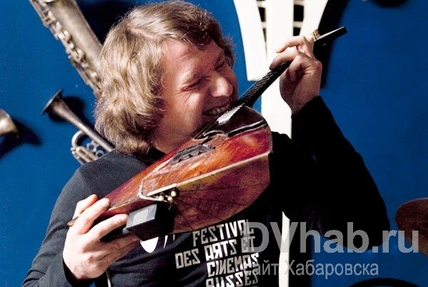 алексей архиповский петрозаводск. виртуозная игра на балалайке. алексей витальевич архиповский. виртуозная игра на балалайке. виртуозная игра на балалайке.