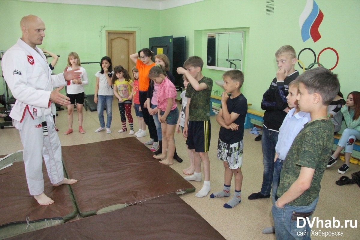 Кгбоу детский дом 15. Детский дом 4 хабаровск. Детский дом № 1, хабаровск. Детский дом номер 7 хабаровск. Детский дом 6 хабаровск.