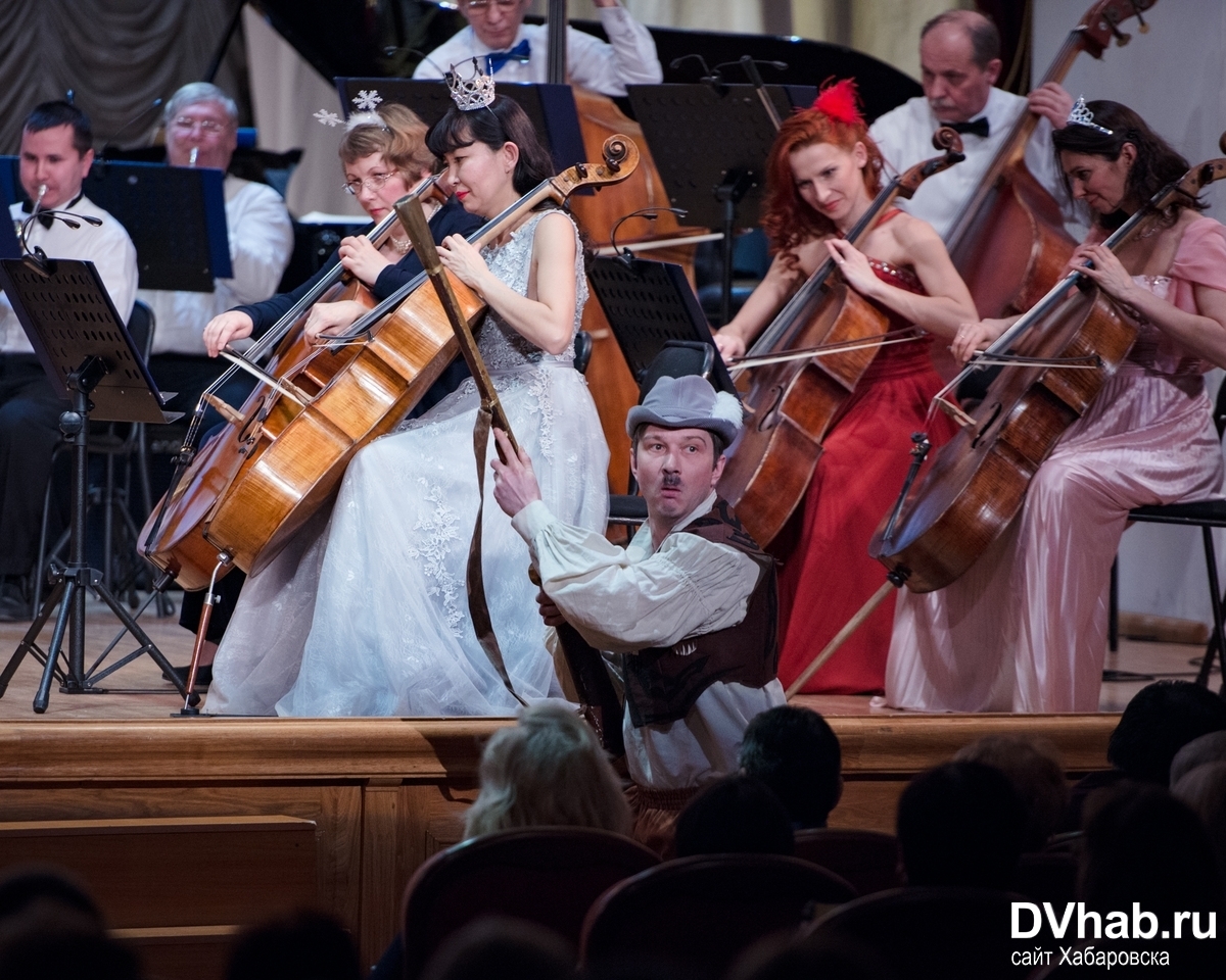 симфония хабаровск. антон шабуров дирижер. дальневосточный симфонический оркестр хабаровск гастроли. симфонический оркестр хабаровск. дальневосточный академический симфонический оркестр.