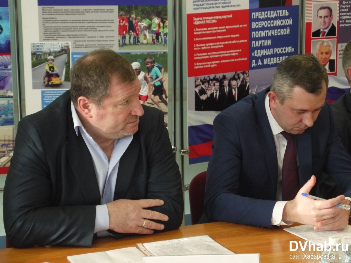 министр министерства хабаровск края. дубов а. все министры строительства хабаровского края. реутов вячеслав николаевич. министр строительства хабаровского.