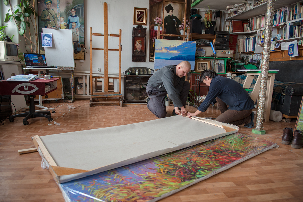 окно в горний мир выставка. магазин художник уфа. магазин мир художника. магазин мир художника. макет на выставку о художниках.