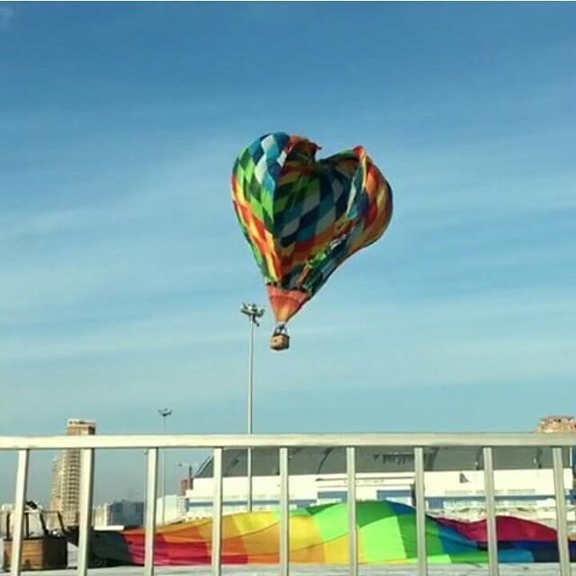 Упал воздушный шар