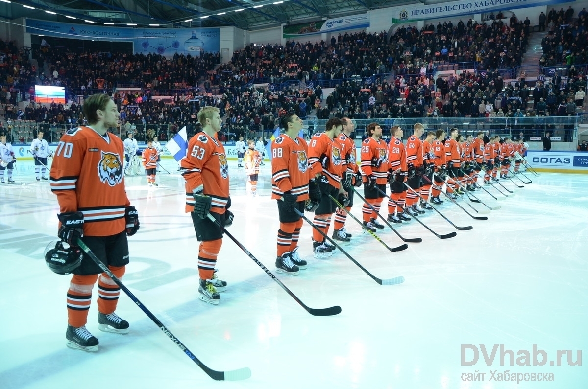 амур состав команды на сегодня. хоккеисты амур хабаровск. хоккейная команда хабаровска. хк амур. гимн хк амур хабаровск.