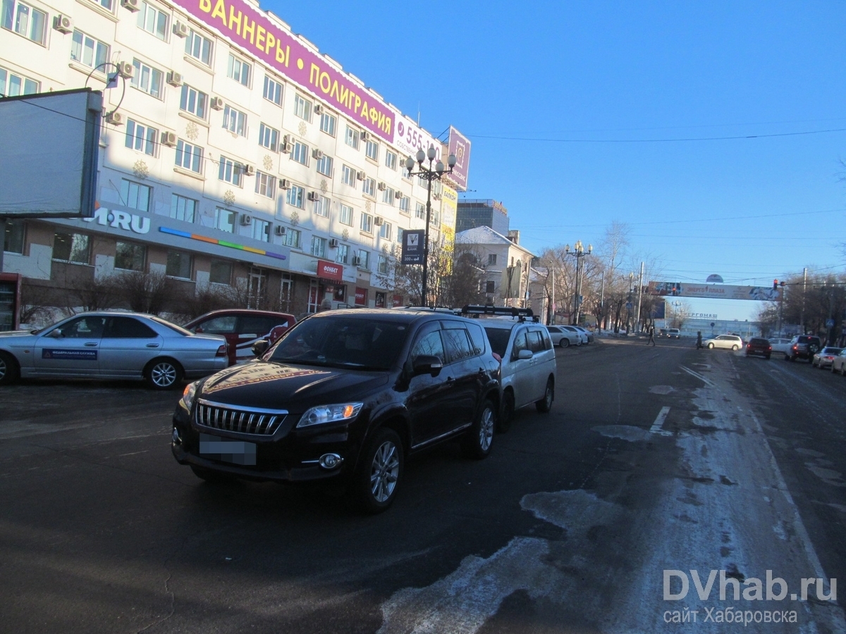 В центре Хабаровска в аварии разбиты Vanguard и Isis из-за нарушения  дистанции (ФОТО) — Новости Хабаровска