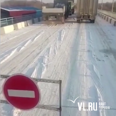 Водители большегрузов жалуются на работу погранперехода «Марково» в Приморье 