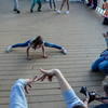 Если зрители не могли определиться с выбором, для определения лучшего танцоры устраивали дополнительные батлы — newsvl.ru
