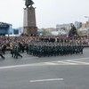 На плошади торжественным парадом прошла техника и личный состав — newsvl.ru
