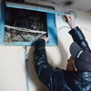 Напряжение в квартирах слабое, поэтому недавно электрики заменили щиток, однако отходит от него прежняя ветхая проводка — newsvl.ru