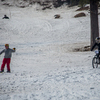 Лыжники и сноубордисты с интересом следили за соседями по трассе — newsvl.ru