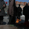 После минуты молчания к памятнику возложили цветы — newsvl.ru