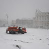 Снегоуборочная техника продолжает работу на улицах города — newsvl.ru