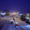 На дорогах лежит слой снега — newsvl.ru