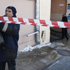 Сегодня корреспондент VL.ru стал свидетелем падения глыбы льда, которая пролетела в считанных сантиметрах от школьников, идущих с занятий — newsvl.ru