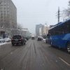 На дорогах грязная снежная каша. Фото читателя — newsvl.ru
