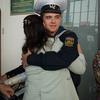 Матери радостно и эмоционально обнимали сыновей — newsvl.ru