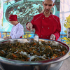Каждый повар готовил салат в своём отдельном тазу — newsvl.ru