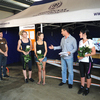На церемонии награждения девушкам вручали цветы — newsvl.ru