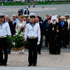 Начало церемонии возложения цветов к стеле — newsvl.ru