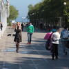 Несмотря на раннее утро, на улице уже много людей — newsvl.ru