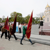 Студенты торжественно вынесли знамя — newsvl.ru