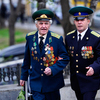 Участники церемонии возложения венков и цветов — newsvl.ru