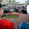 Дождь не помешал участникам церемонии почтить память погибших  — newsvl.ru