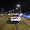 Пешеходы пренебрегли правилами дорожного движения и решили перебежать дорогу "на удачу" — newsvl.ru