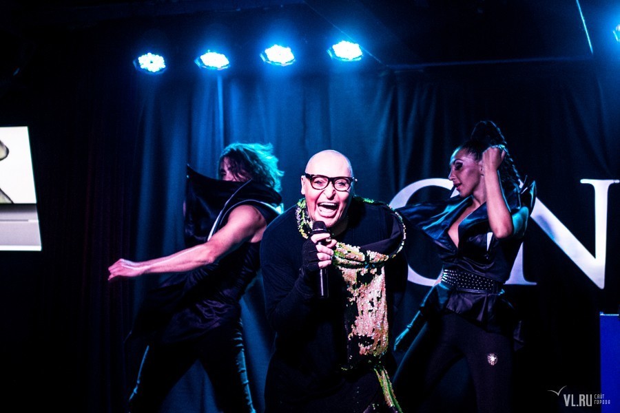 Шура концерт. Шура певец. Шура на концерте в платье. Шура во владивостоке. Концерт шуры в москве.