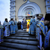 Священники встречают святыню — newsvl.ru