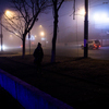 Ночные огни смотрятся в тумане по-сказочному красиво — newsvl.ru
