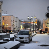 Несмотря на то, что улицы выглядят по-настоящему зимними, температура всего -5 — newsvl.ru