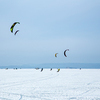 Соревнования по сноукайтингу прошли на льду Амурского залива — newsvl.ru