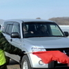 Водитель Mitsubishi Pajero ждет отмашки — newsvl.ru