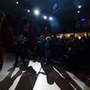 Начало торжественной церемонии, бойцы студенческих отрядов вносят знамена — newsvl.ru