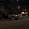 В субботу вечером, 19 октября, на Снеговой произошло столкновение седана и минивэна, в результате которого серьезно пострадал пассажир седана, находившийся не в салоне, а на капоте автомобиля — newsvl.ru