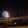 Жители Чуркина любовались праздничными огнями по другую сторону бухты — newsvl.ru
