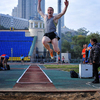 Мужчины соревновались в прыжках в длину — newsvl.ru