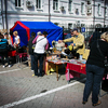 Лоточники продавали свой товар за рубли и валюту  — newsvl.ru