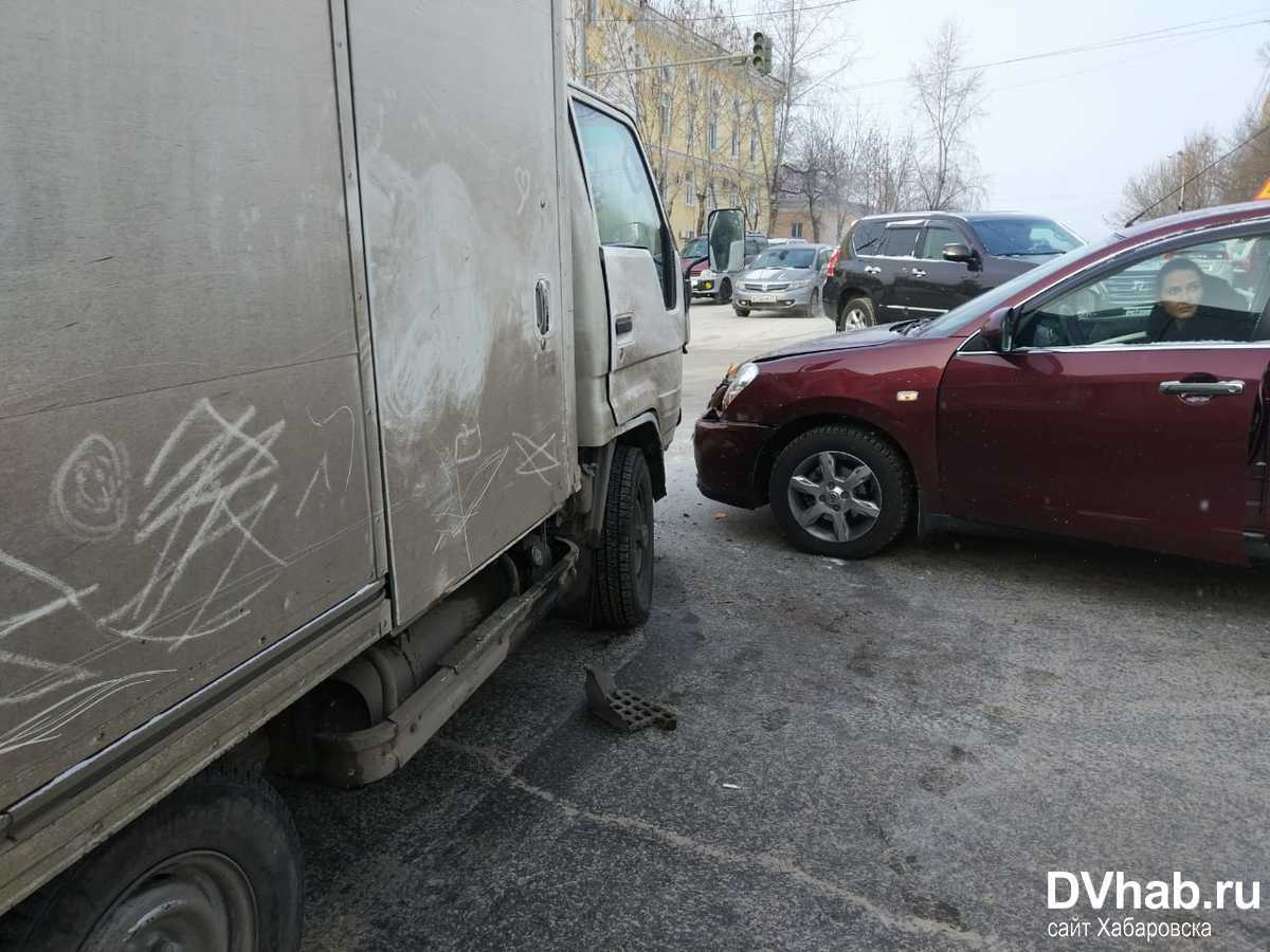 Хабаровск движется все медленнее: сводка ДТП за 27 декабря (ФОТО) — Новости  Хабаровска