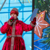 На сцене еще читали рождественские стихи — newsvl.ru